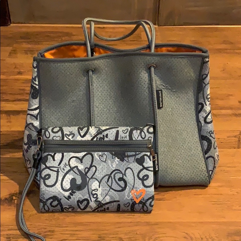 preneLOVE neoprene purse